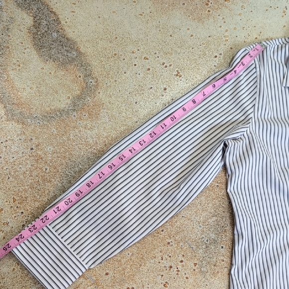 Chico's | Grey and White Striped Button Down Shirt Hidden Button Size 1 - Picture 4 of 10